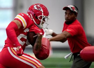 Chiefs third-year LB Willie Gay Jr. growing into leadership role – Chiefs Wire