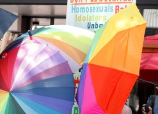 Florida’s ‘Don’t Say Gay’ law fuels anti-LGBTQ hate online – The Seattle Times