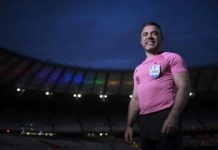 Gay football referee thinks LGBTQ+ players are common – PinkNews