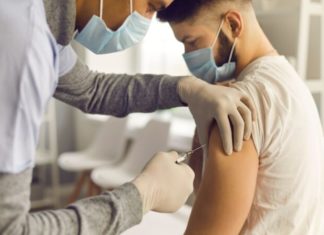Half of gay and bi men have reduced their sexual activity because of monkeypox – Queerty