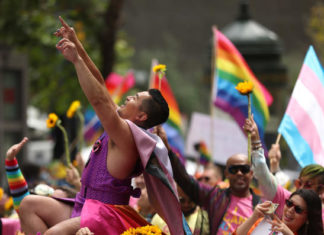 North Carolina gay pride event slammed over video of young child on stripper pole: ‘Child abuse’ – Yahoo News