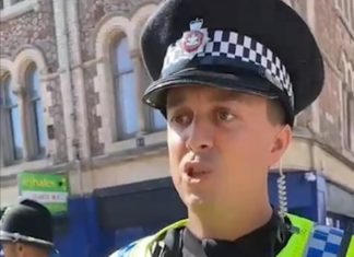 Police remove LESBIANS from Pride march in Cardiff: Officer tells gender-critical women to leave – Daily Mail