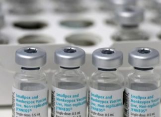 Sex between men, not skin contact, is fueling monkeypox, new research suggests – NBC News