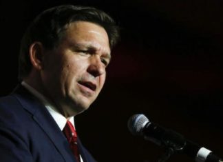 Students Return to Florida Schools Now Under ‘Don’t Say Gay’ Law – Yahoo News