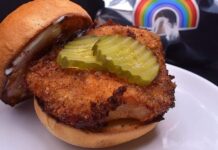 Alexandre’s Chicken Sandwich Pokes Fun at a Certain Chain – Eater Dallas