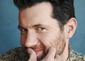 As Gay Rom-Com ‘Bros’ Wins Over TIFF, Billy Eichner Thanks Toronto for ‘Letting a Comedy Into a Movie Festival’ – Yahoo Entertainment