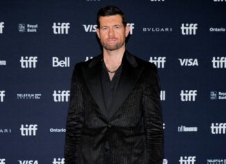 Billy Eichner brings gay rom-com with entirely LGBTQ+ cast to Toronto film festival – Reuters