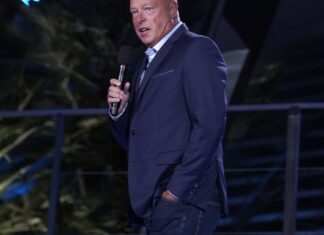 Disney CEO Bob Chapek steps out at D23 Expo – Los Angeles Times