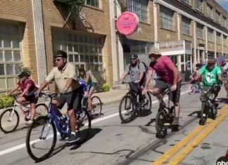 Downtown streets filled with bike riders, dog walkers for 20th Síclovía – KSAT San Antonio