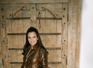 Fran Drescher on Gay Husbands, Activism, and Hourglass Figures – Interview