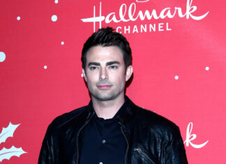 Hallmark Channel to premiere first holiday rom com centered on a gay couple – LGBTQ Nation