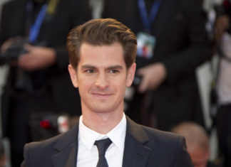 Is Andrew Garfield gay? Here’s what we know so far – Queerty