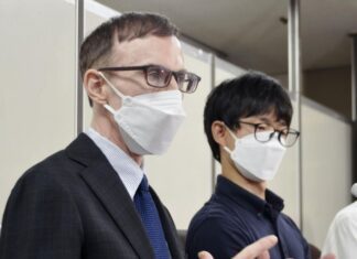 Japan court rejects long-stay visa for gay U.S. man married to Japanese – Kyodo News Plus