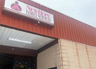 Judge: State can’t close Syracuse adoption agency turning away gay couples over Christian beliefs – syracuse.com