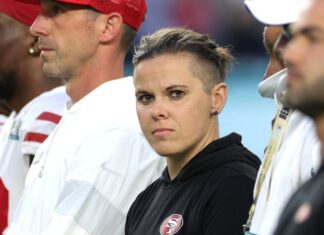 Katie Sowers: Former San Francisco 49ers coach wants to be ‘change-maker’ for women in the NFL – Sky Sports