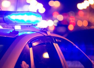 KPD officers clear Gay Street movie theater after responding to alleged bomb threat Thursday night – WBIR.com