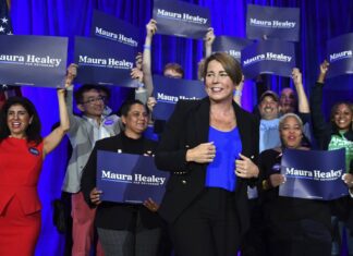 Maura Healey could make history as first openly gay governor after winning Massachusetts primary – Chicago Tribune