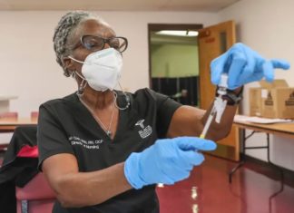 Monkeypox vax has disproportionately gone to white Philadelphians. This clinic sought to balance that. – The Philadelphia Inquirer
