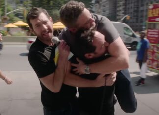 Paul Rudd Helps Billy Eichner ‘Round Up Straight People’ To Promote His Gay Comedy – HuffPost