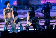 Review | In concert, Lil Nas X melts down pop and turns it into armor – The Washington Post