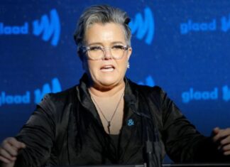 Rosie O’Donnell let NBC execs know she was gay before becoming daytime talk show host – Yahoo News Canada