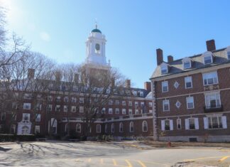 Some Students in Summer, Bridge Housing Report Poor Communication from Harvard | News – Harvard Crimson