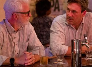 The Screening Room | ‘Confess, Fletch’ an entertaining lark – News-Gazette