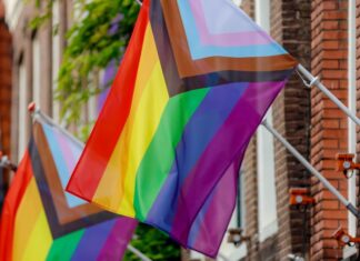 This school district banned Pride flags, but the local Gay Mafia™ isn’t giving them up without a fight – Queerty