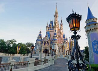 After ‘Don’t Say Gay,’ a Weakened Disney Hopes to Limit the Damage – Yahoo Entertainment
