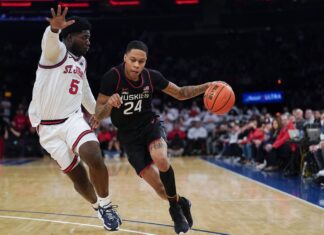 Big East Preseason Player of the Year Adama Sanogo working on his 3-point shot; more from Media Day – Hartford Courant