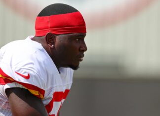Chiefs Taking Wait-and-See Approach with LB Willie Gay, RG Joe Thuney – Chiefs Digest