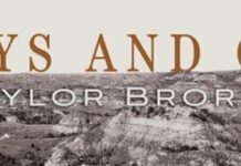 Coming Out Day: Faculty and Staff Offer LGBTQIA+ Book and Film Recommendations – Newsroom | University of St. Thomas – University of St. Thomas Newsroom