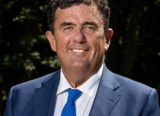 Everyone says the same thing as Des Cahill steps down from The Sunday Game role on RTE – Irish Mirror