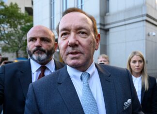 Kevin Spacey Says He Waited Until 58 To Come Out As Gay Because His Dad ‘Was A Neo-Nazi’ – Forbes