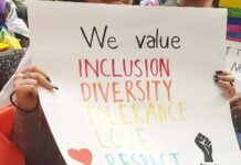 Students, parents, teachers object to Lake Central HS policy banning ‘political’ posters, gay pride flags from classrooms – Chicago Tribune