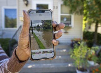 To stay or to go: Increased flooding forces towns to make hard choices – WWNO