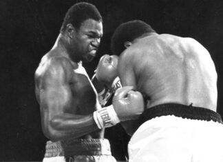 Today in sports history: Oct. 2 | News | wfmz.com – 69News WFMZ-TV
