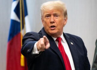 Trump often speculated about the sexuality of staffers and mocked gay men, book says – Yahoo News