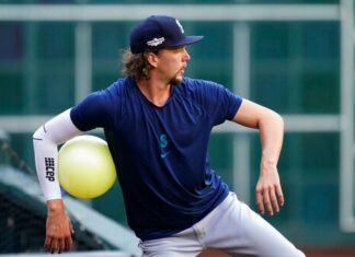 Verlander returns to playoffs as Astros host Seattle in ALDS – WNYT NewsChannel 13