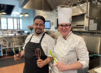 With New Kitchen, Alexandre’s Serves Chick-full-gAy Sandwich on Sundays Only – Dallas Observer