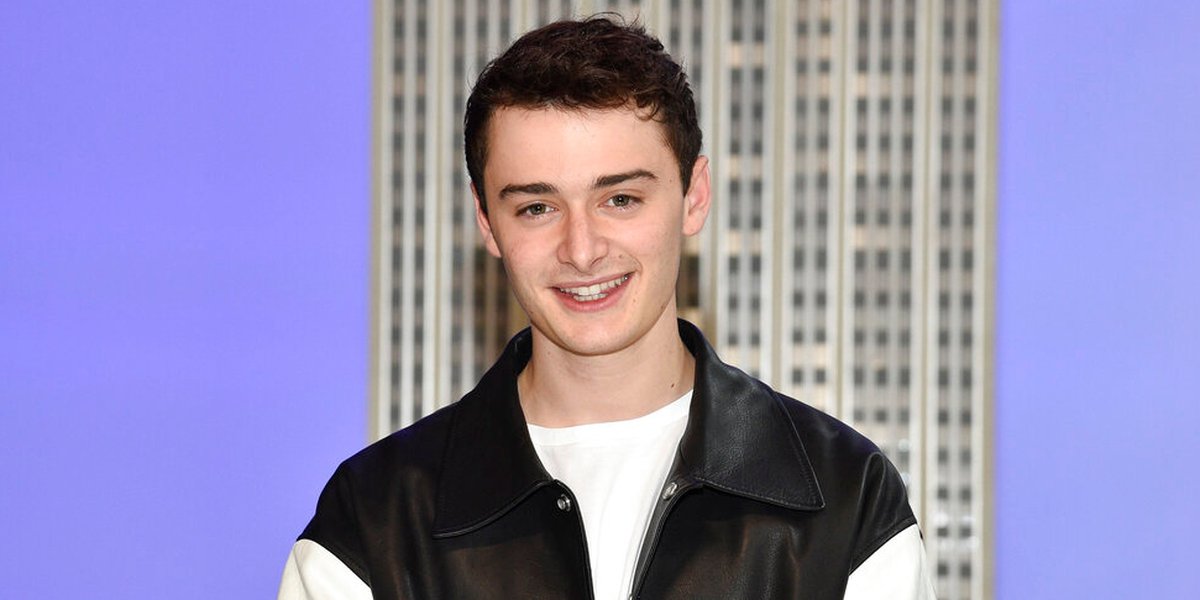 ‘Stranger Things’ star Noah Schnapp comes out as gay – KTTC