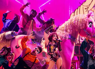 5 Ways The 2025 GRAMMYs Celebrated The LGBTQIA+ Community: Doechii, Lady Gaga & More – The GRAMMYs 5 Ways The 2025 GRAMMYs Celebrated The LGBTQIA+ Community: Doechii, Lady Gaga & More - The GRAMMYs
