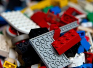 Elon Musk Reacts to London Science Museum’s ‘Anti-LGBT’ Lego Claim – NewsX Elon Musk Reacts to London Science Museum’s ‘Anti-LGBT’ Lego Claim - NewsX