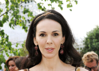 FABRICATIONS: Meet Queer Fashion Designer And Artist Vincent Tiley – HuffPost FABRICATIONS: Meet Queer Fashion Designer And Artist Vincent Tiley - HuffPost