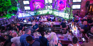 Top Gay Bars Chicago: 10 Bars for Drinking and Dancing - Choose Chicago