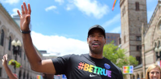 Jason Collins joins Nets’ Pride night and calls on sports world to ‘fight for equality’ - Gay City News