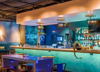 Vegas’s Queer Bar Scene Is Bigger — And More Entertaining — Than Ever – Eater Vegas Vegas’s Queer Bar Scene Is Bigger — And More Entertaining — Than Ever - Eater Vegas