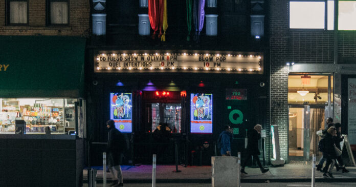 Three Sentenced for Luring Gay-Bar Robbery Victims to Their Deaths - The New York Times