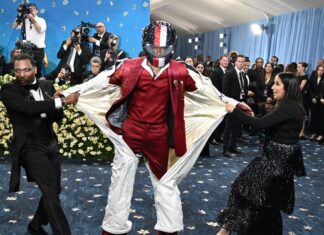 13 iconic & unforgettable queer moments in Met Gala history - Out Magazine