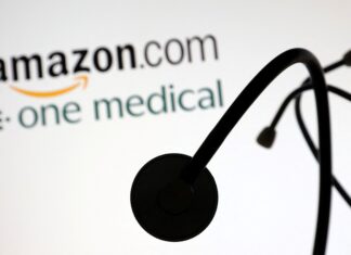 Amazon reorganizes health-care business in latest bid to crack multitrillion-dollar market - CNBC